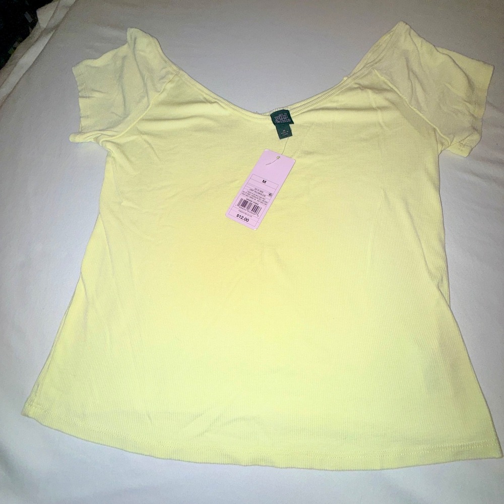 Wild Fable Ribbed V-Neck Top Women Medium Light Yellow New Off-Shoulder Tee